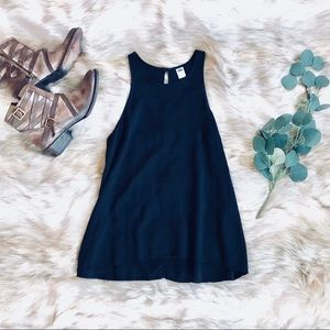 🌿 Old Navy Black Tank 🌿
